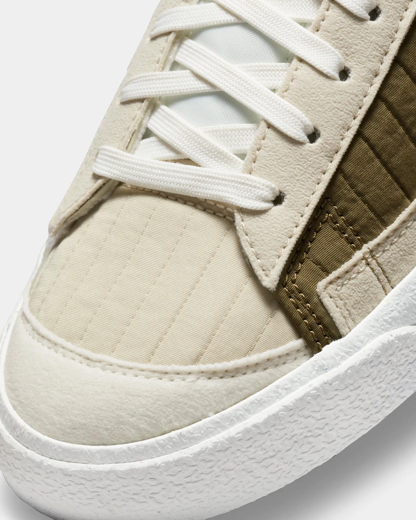 Nike Blazer Low '77 LX NN Sail/Rattan