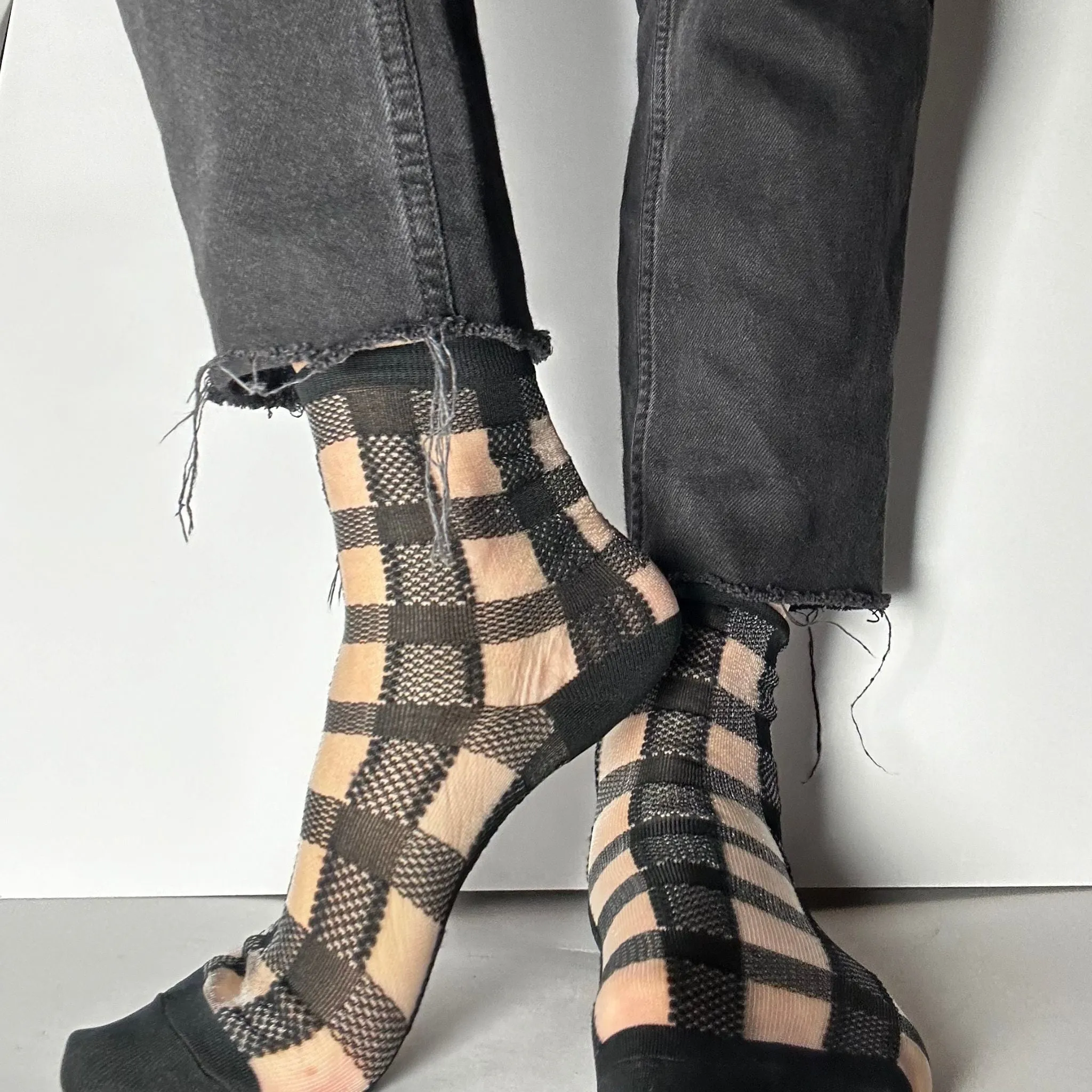 Sheer Checked Socks
